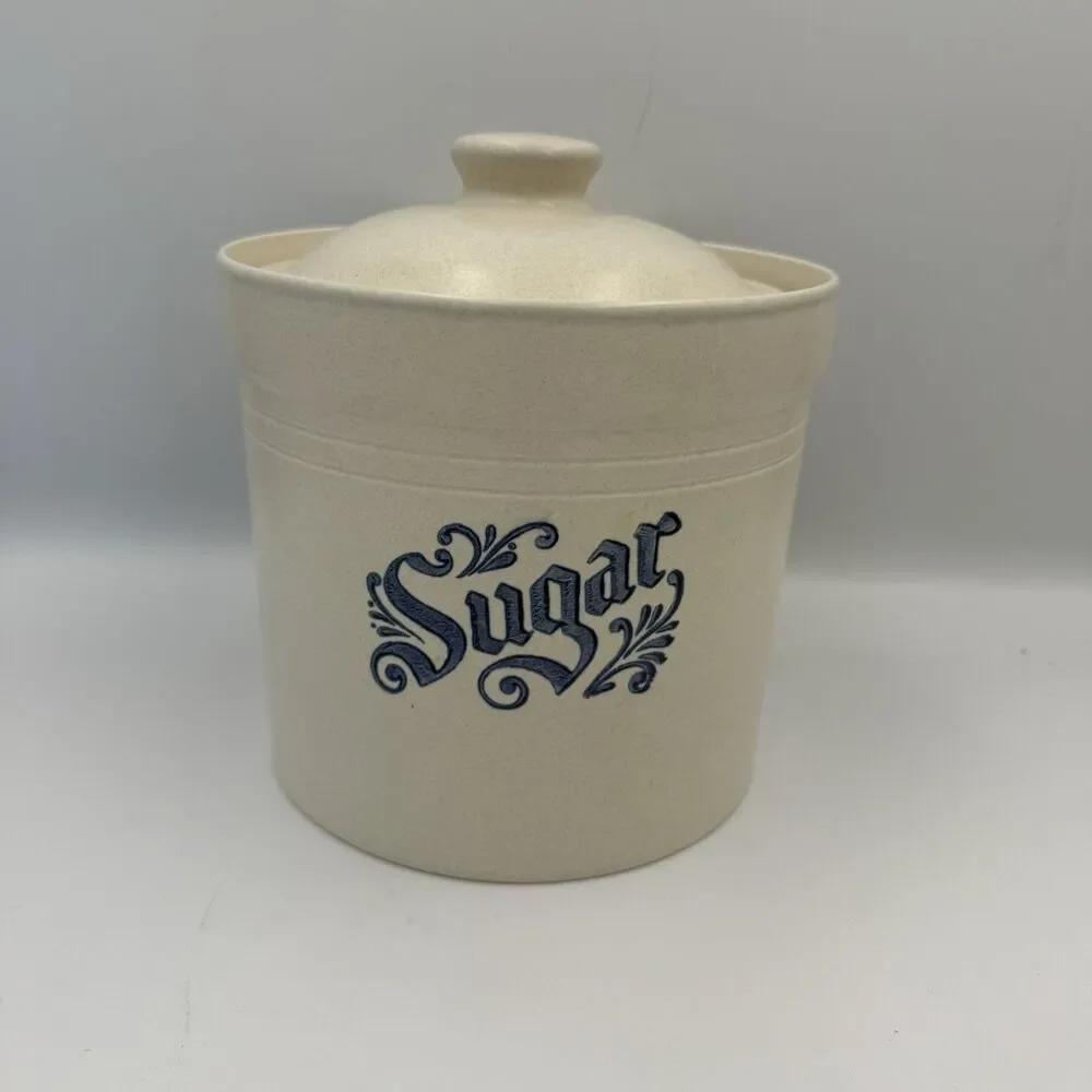 Vintage Pfaltzgraff Yorktowne Sugar Canister Crock 2.5 Qt 507 With Lid EUC